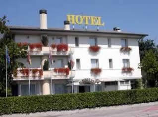Hotel Sole Castione della Presolana Zewnętrze zdjęcie